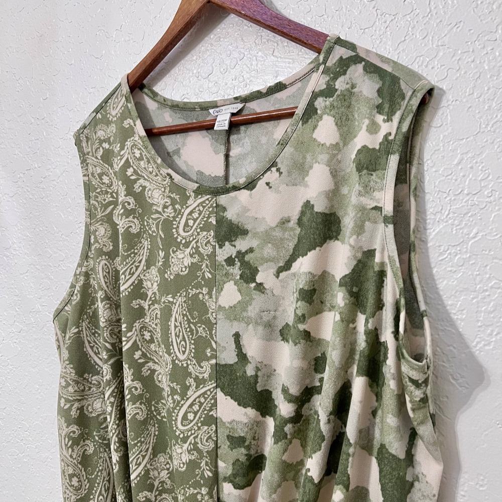 Cato Womens Plus 18/20W Green Paisley Camo Twist Front Sleeveless Knit Top - Picture 3 of 7